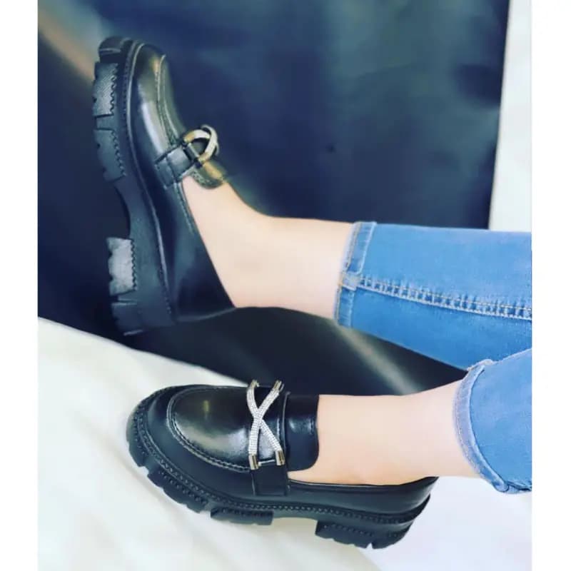 کفش زنانه کالج نگینی ضربدری — تصویر ۱۲