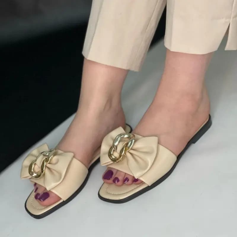 صندل زنانه پاپیون زنجیری — تصویر ۵