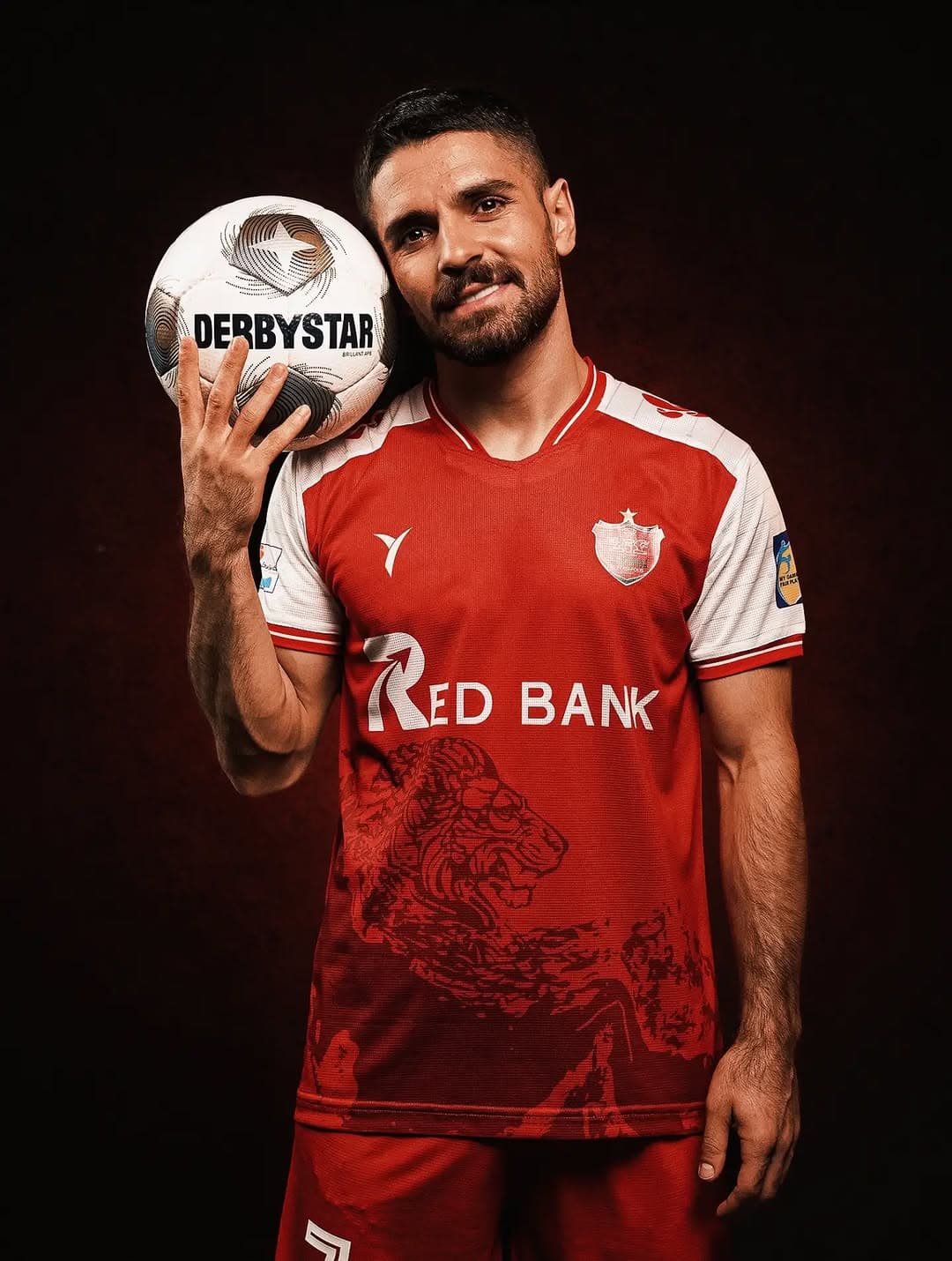 کیت اول پرسپولیس فصل 1406-1405 ورژن هواداری — تصویر ۶