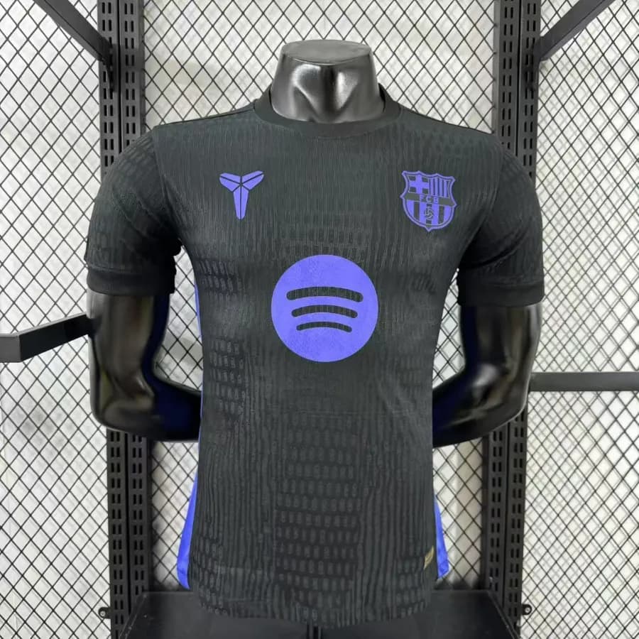 کیت پیش مسابقه بارسلونا MAMBA BLACK 2026-2025 ورژن پلیر (بازیکن) — تصویر ۲
