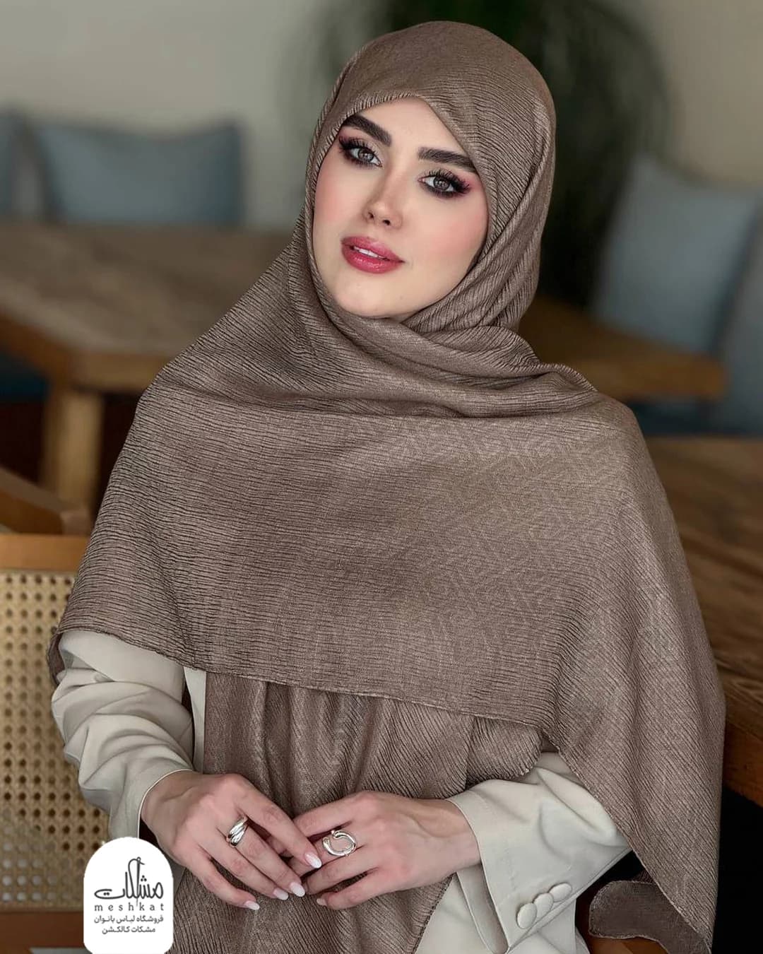 روسری کریشه جیوانچی — تصویر ۳