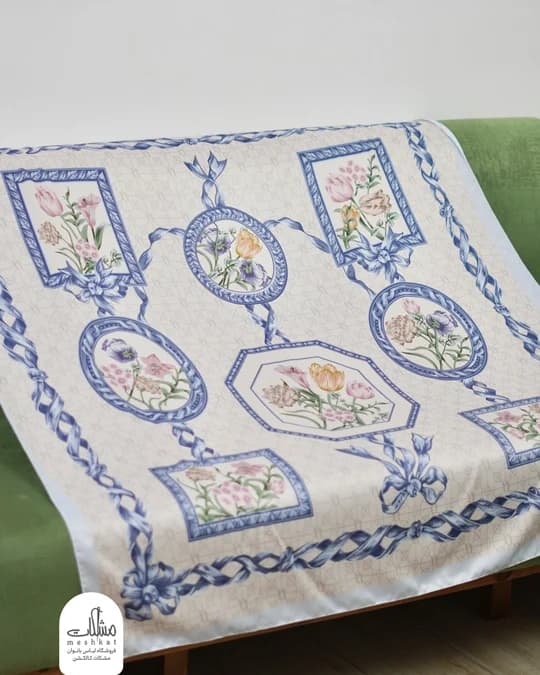 روسری ابریشم توییل تابلوی گل — تصویر ۵