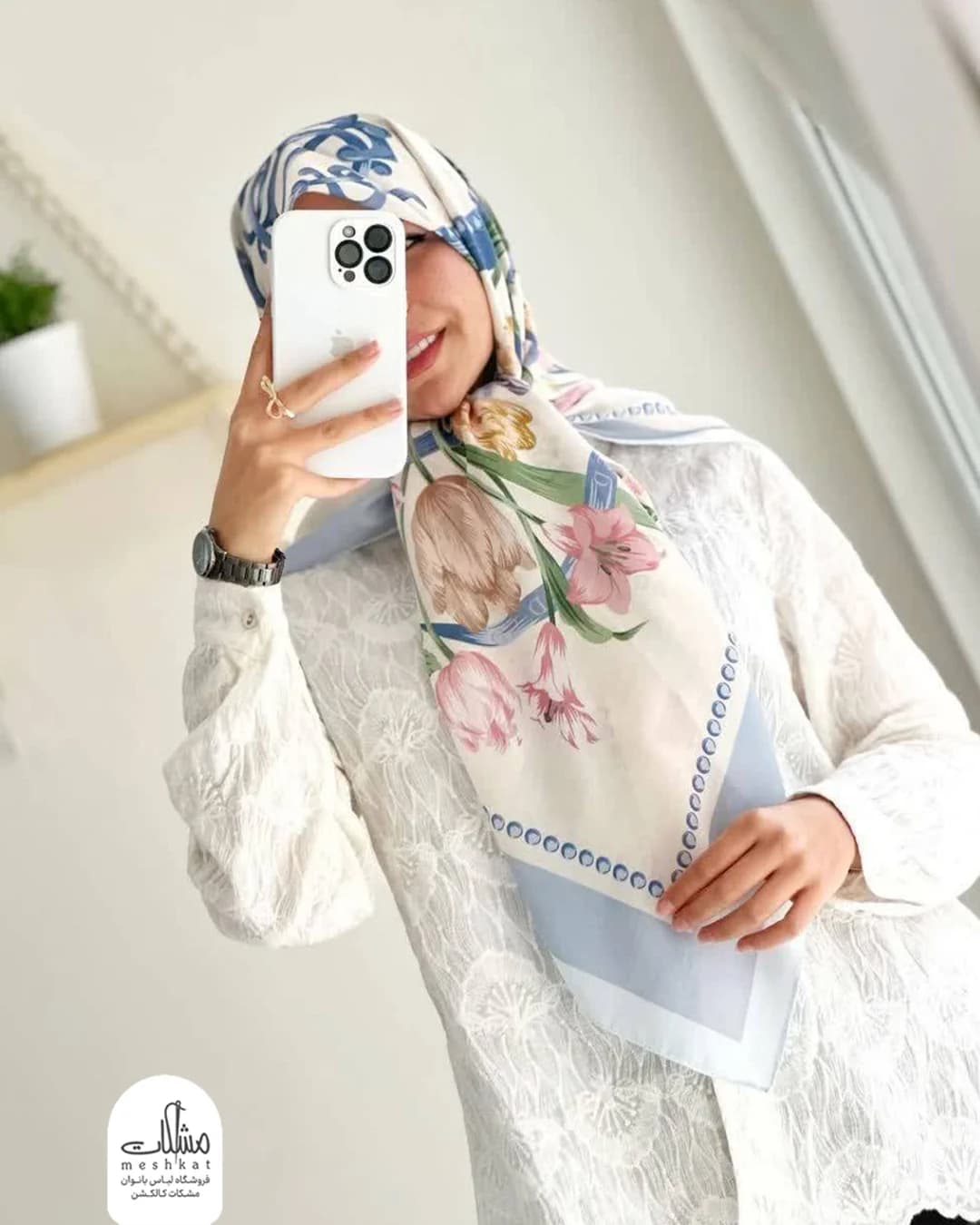 روسری ابریشم توئیل طرح لاله — تصویر ۶