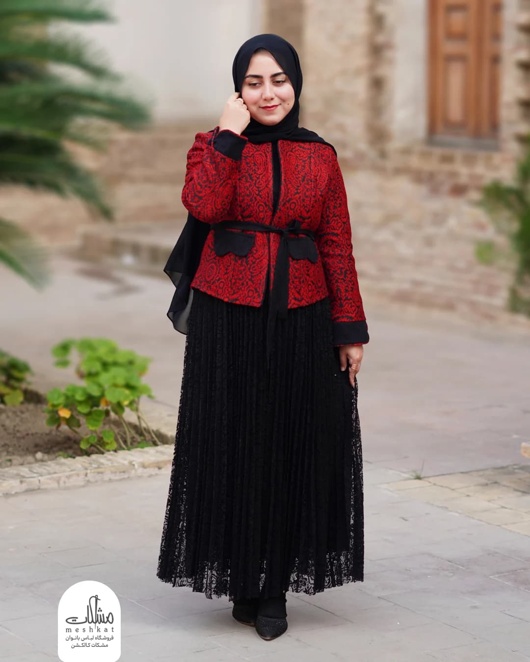 کت و دامن آفاق — تصویر ۲