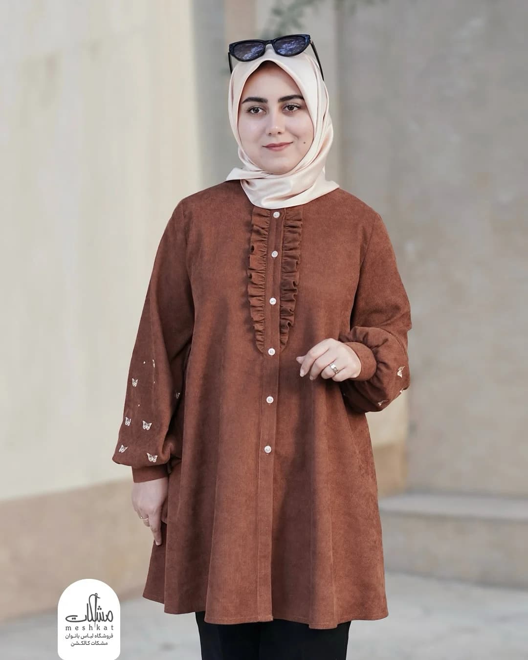 مانتو پروانه — تصویر ۱۱