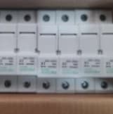 فیوز DC Breaker با 1000 ولتاژ 30 آمپر 2 پل