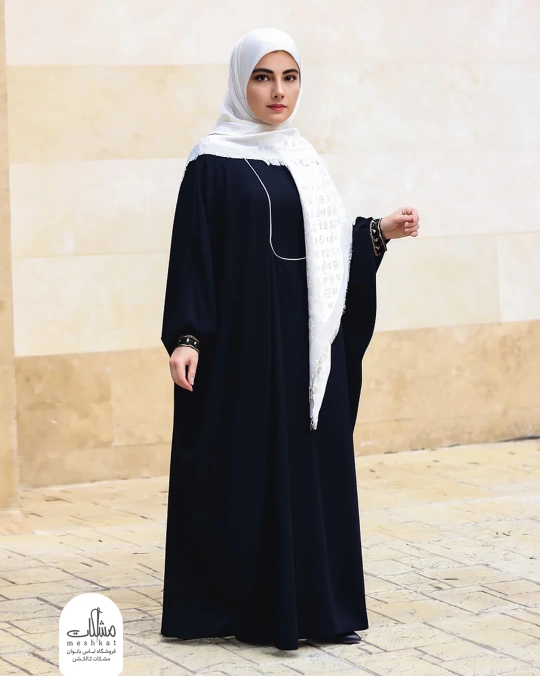عبای فروغ — تصویر ۳