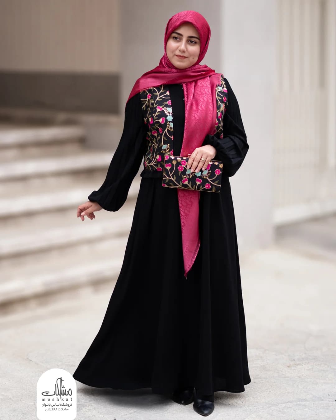 عبا پلیسه و جلیقه — تصویر ۲