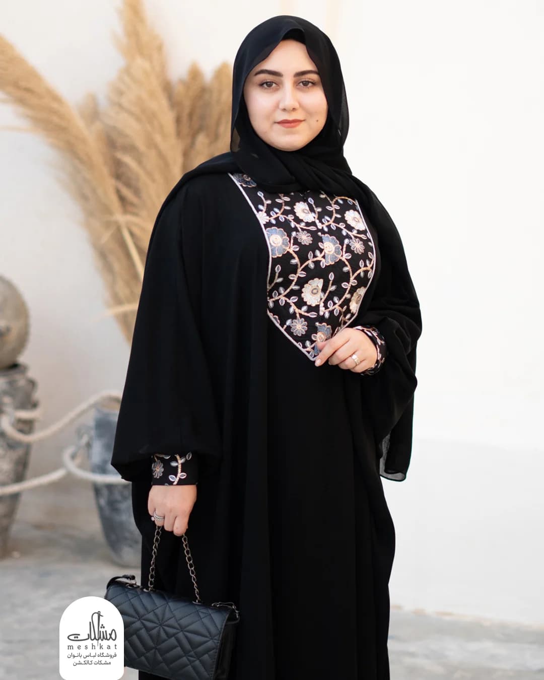 عبای فاخر صنم — تصویر ۶
