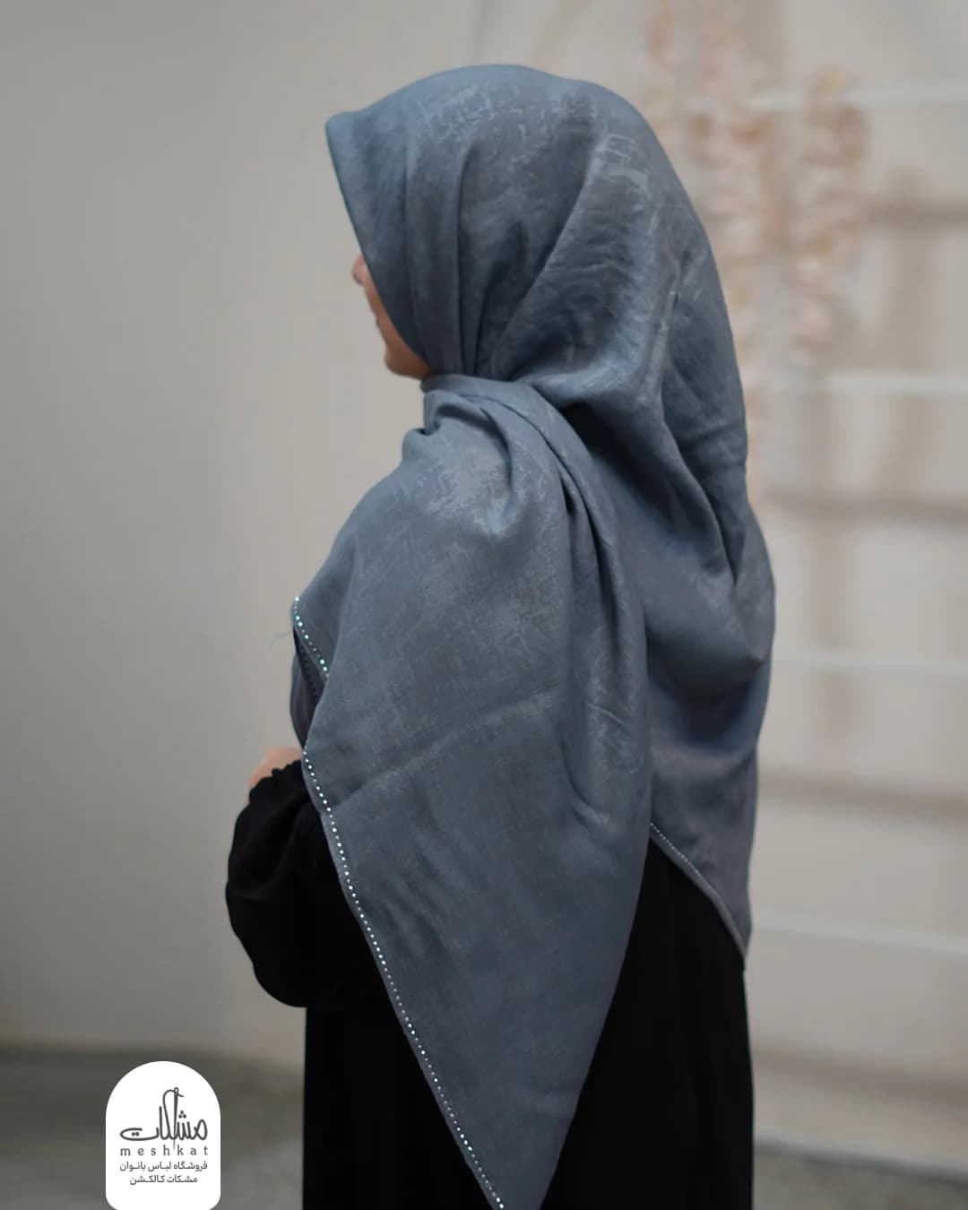 روسری اسلپ نگین دار طرح پتینه — تصویر ۵