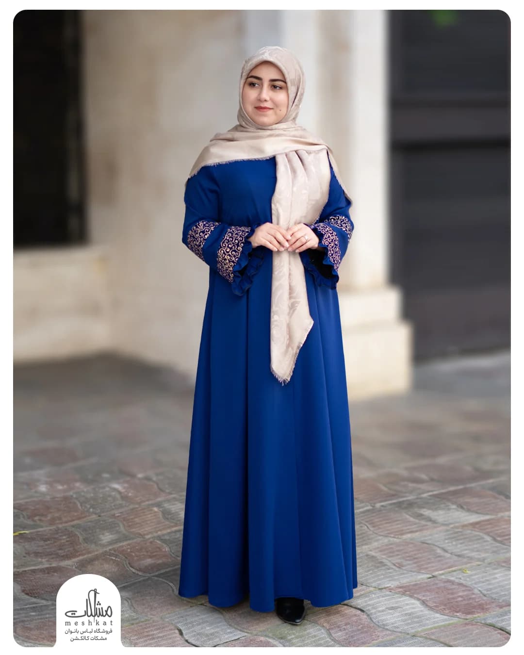 عبای فیروزه — تصویر ۸