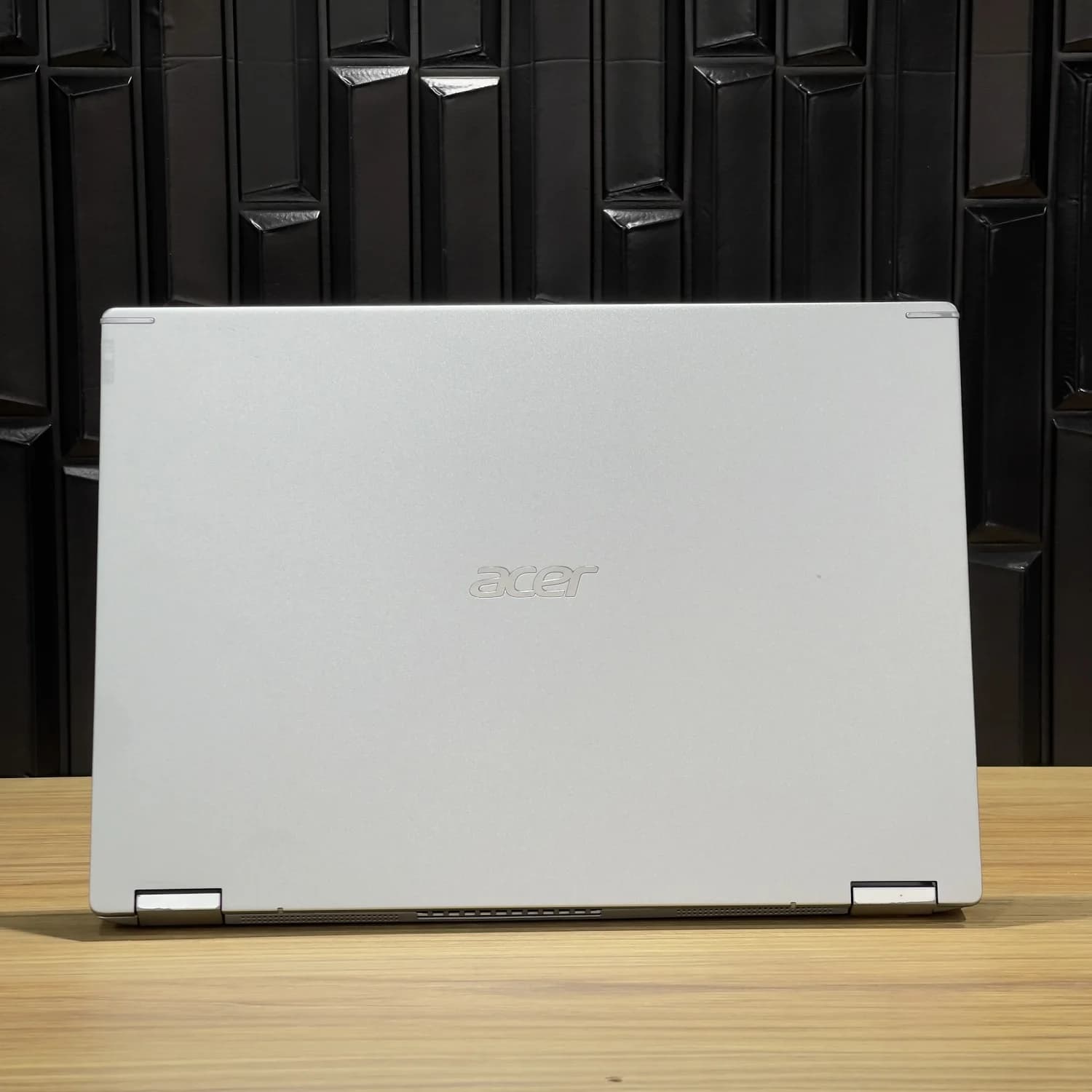 لپ‌تاپ لمسی Acer Spin SP314 — تصویر ۸