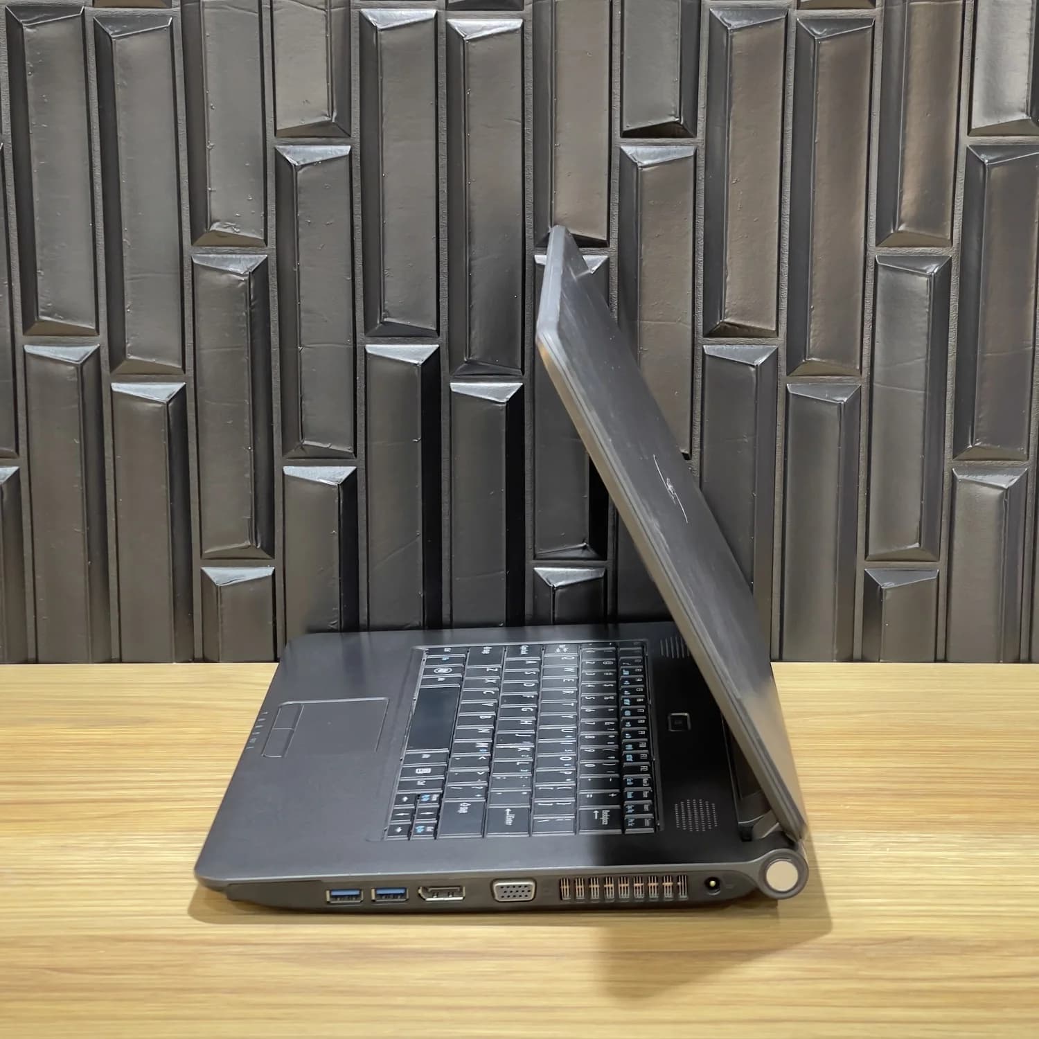 لپ تاپ Dell Wyse — تصویر ۴