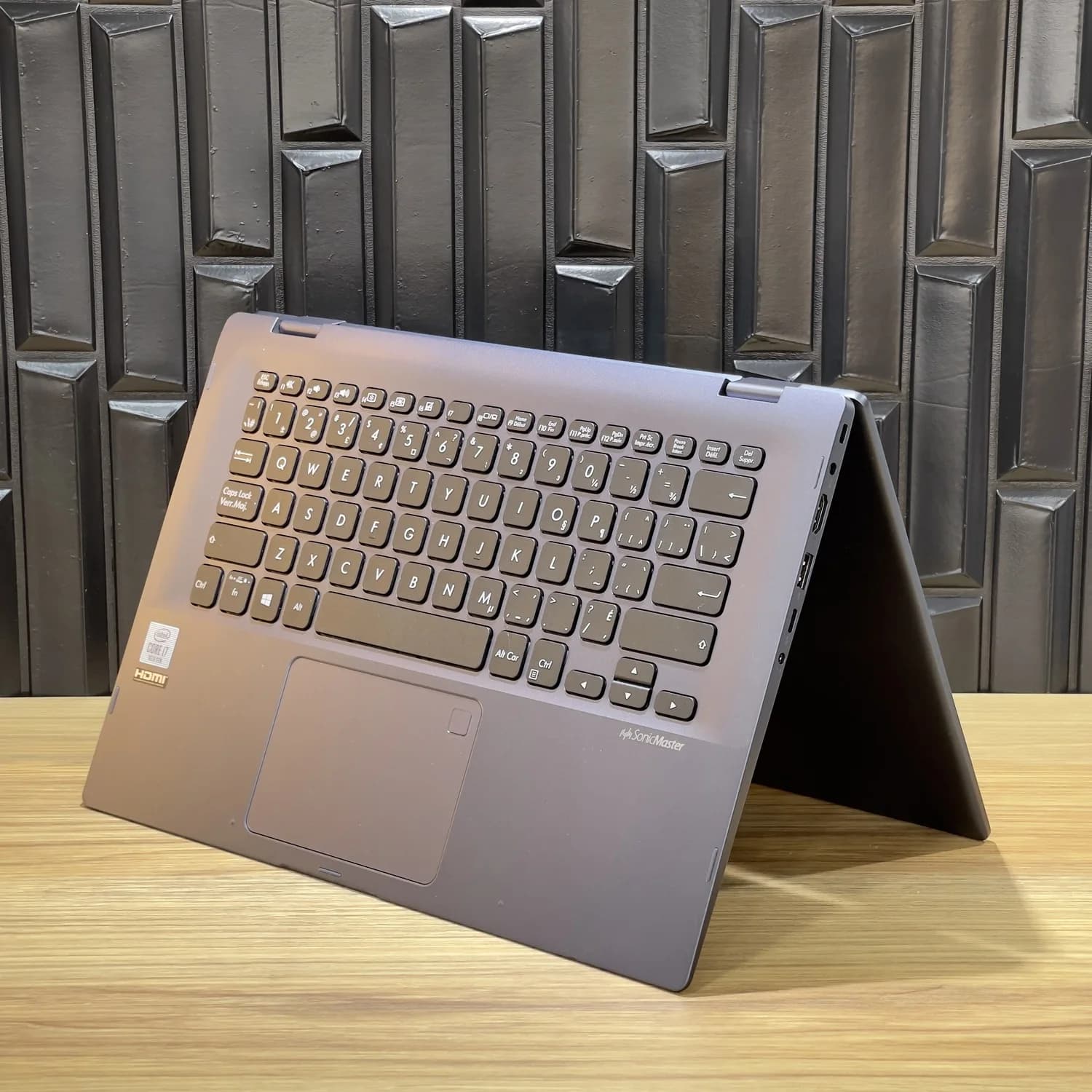 لپ تاپ لمسی ASUS VivoBook TP412F — تصویر ۷