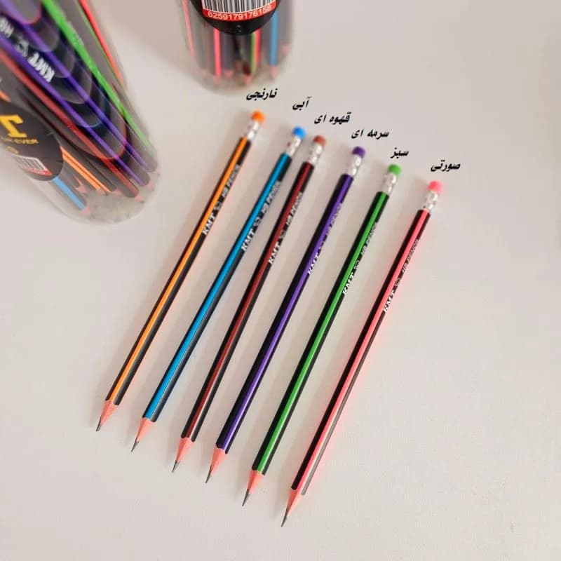 مداد سیاه 3 گوش کی ام تی — تصویر ۳