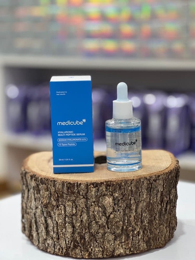 سرم جوانساز هیالورونیک اسید و مولتی پپتاید مدی کیوب Medicube — تصویر ۲