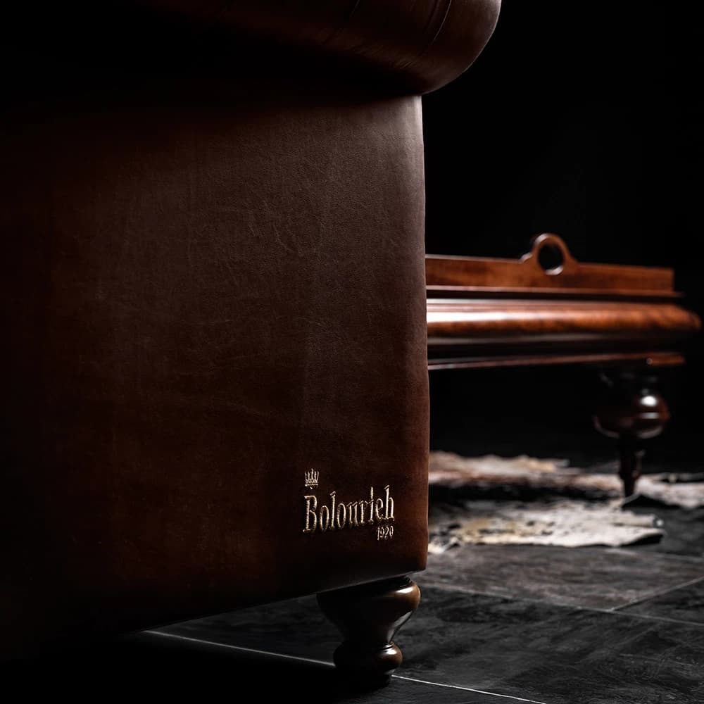 مبل چستر چرم طبیعی مدل بارمان هیواهوم — تصویر ۱۰