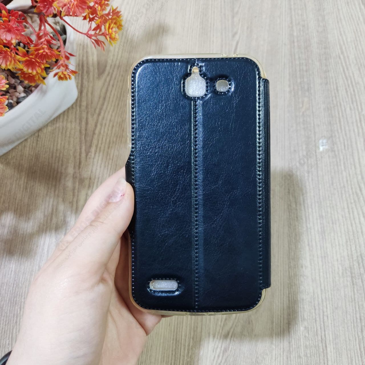 قاب کلاسوری Huawei G730 طرح چرم — تصویر ۲