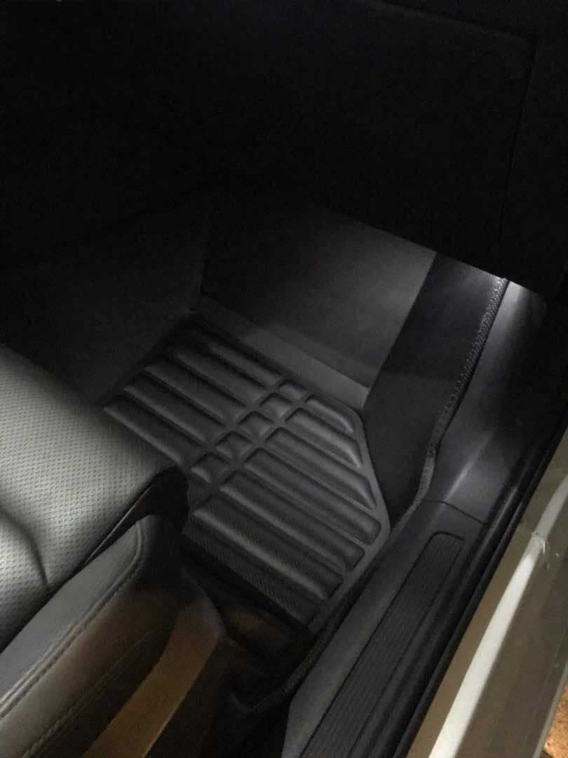 کف پوش سه بعدی چرمی بی ام و ایکس 1 (BMW X1) مدل 2017 تا 2020 | برند SICG — تصویر ۶