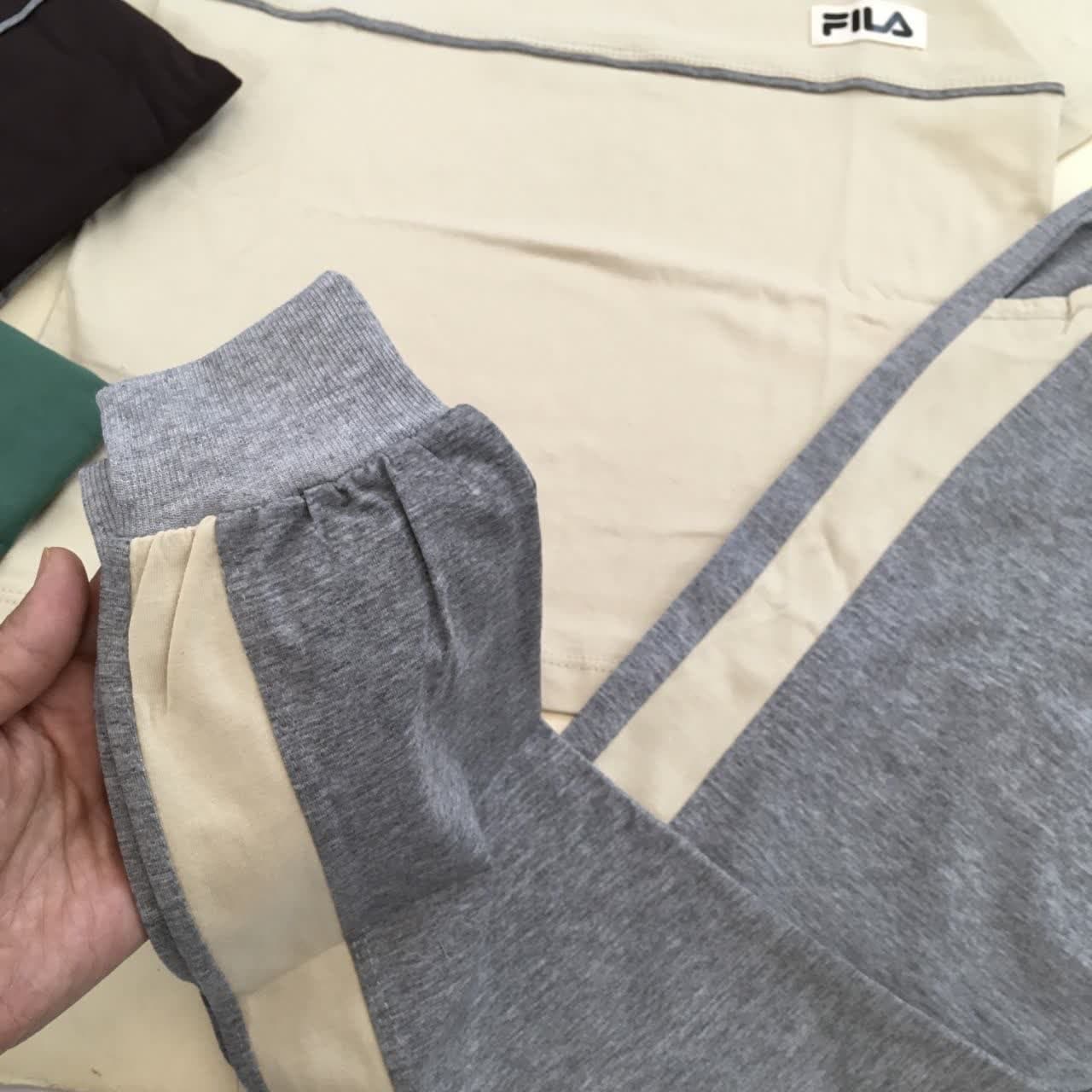 ست تیشرت شلوار پسرانه FILA در 4 سایز — تصویر ۳