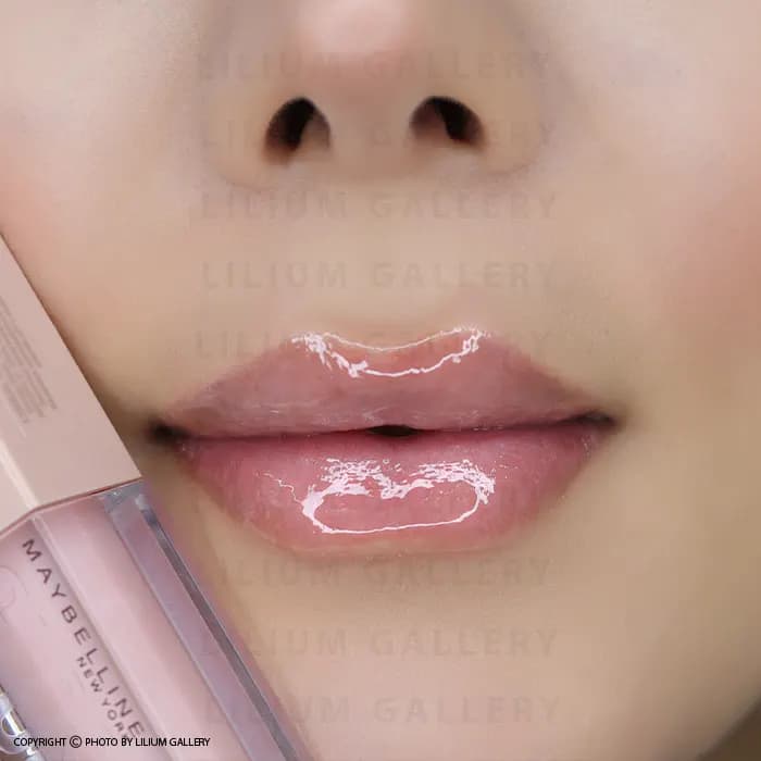لیپ گلاس میبلین Maybelline مدل Lifter Gloss شماره 002 ICE — تصویر ۸