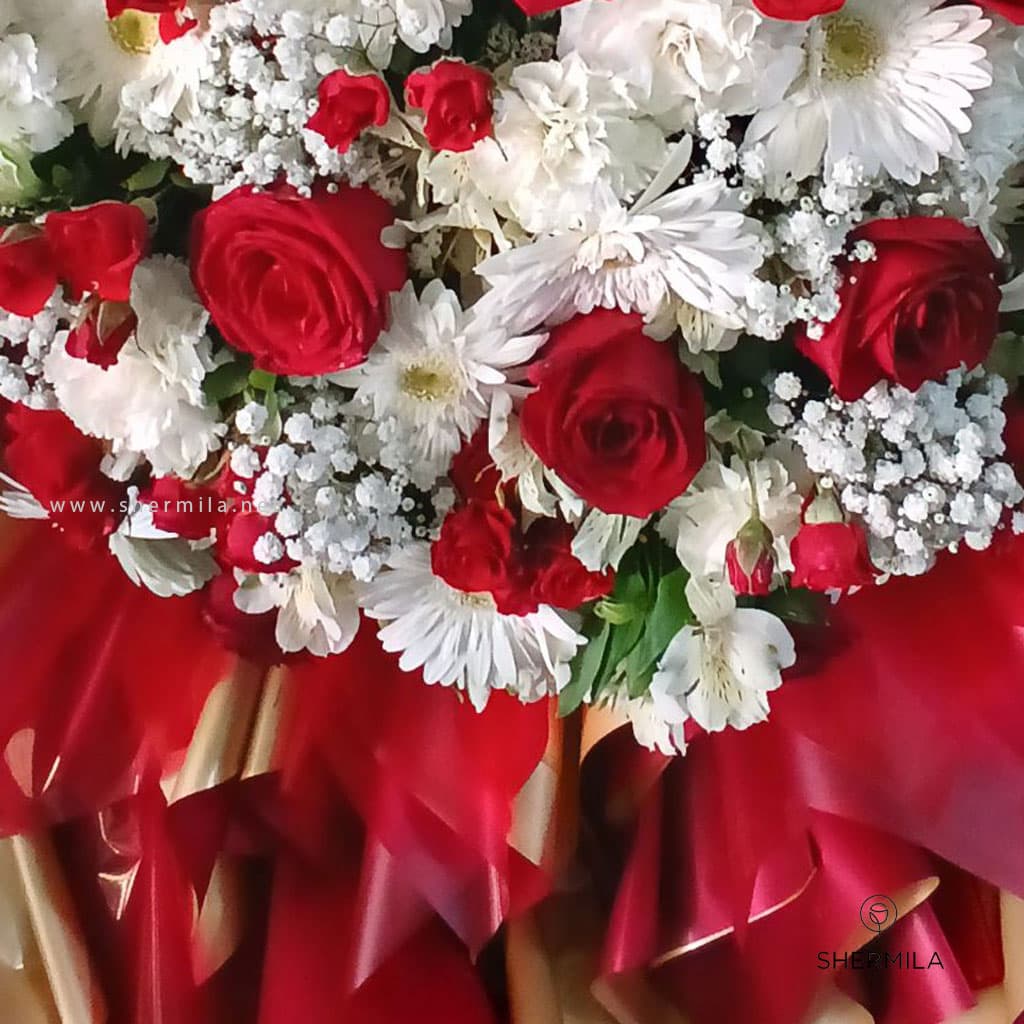 تاج گل تبریک نورا — تصویر ۵