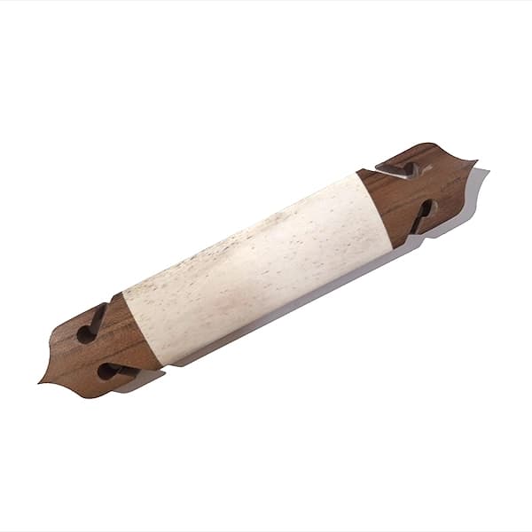 قط زن چوب و استخوان