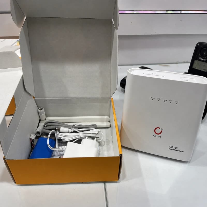 مودم ۴g اولاکس OLAX AX9 Pro CPE با قابلیت خروجی تلفن — تصویر ۸