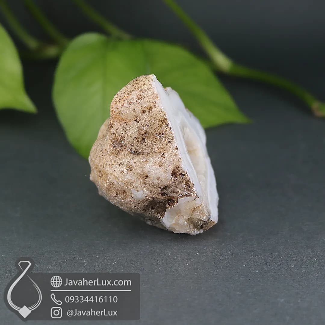 سنگ طبیعی عقیق ژئود سفید مناسب سنگ درمانی _ کد 401072 — تصویر ۹