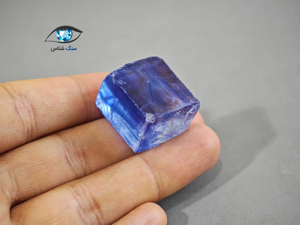 کریستال هالیت آبی کوبیک 17 گرم — تصویر ۵