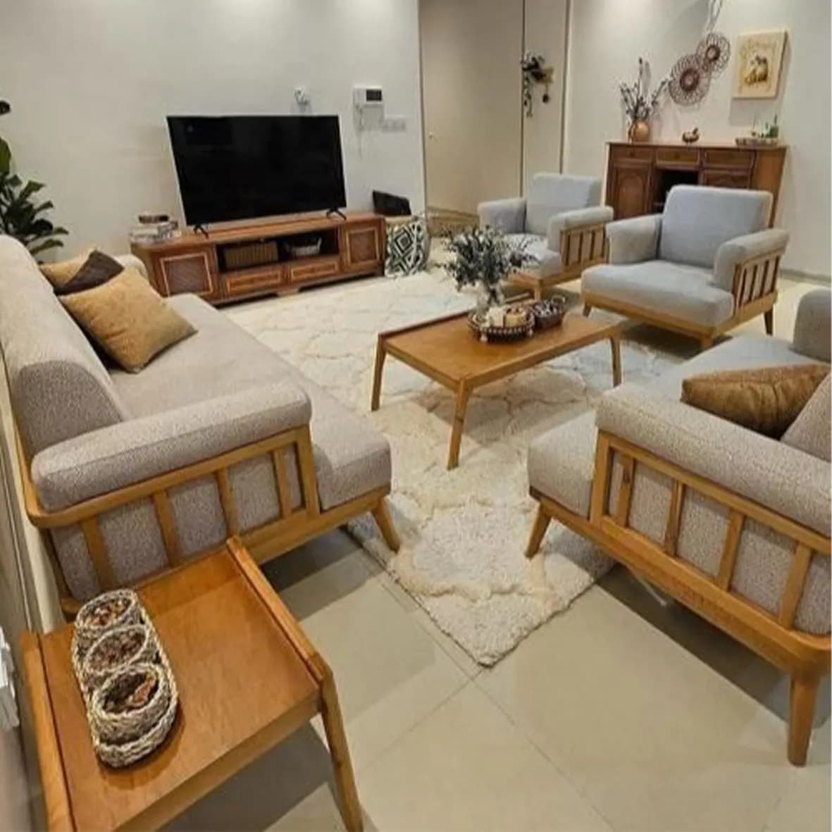 مبل راحتی مینیمال نرده ای — تصویر ۹