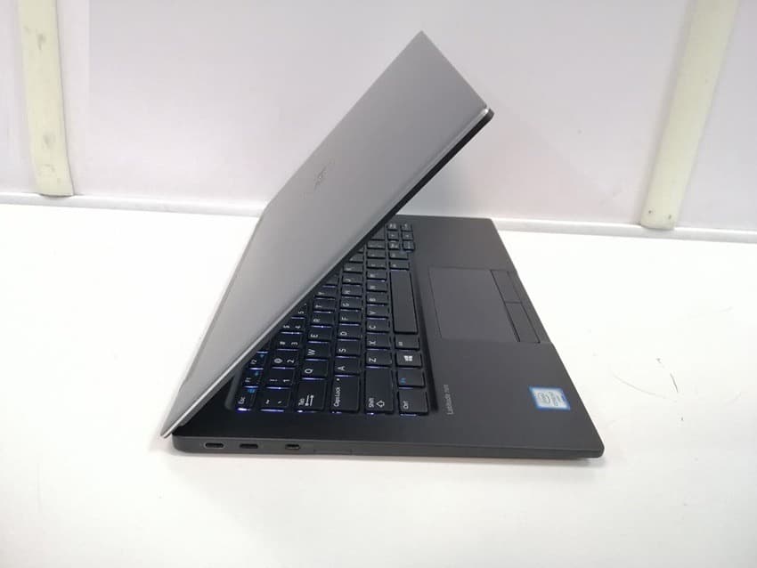 Dell Latitude 7370 — تصویر ۷