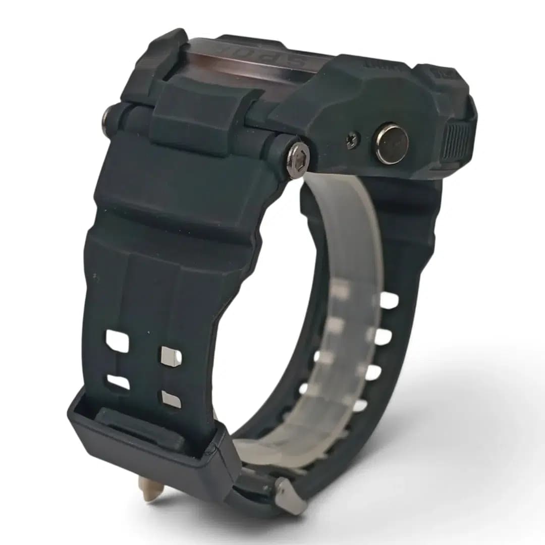 ساعت مچی اسپرت آیک | AIKE طرح G-SHOCK دیجیتالی مدل AK-1856 رنگ مشکی – سبز ارتشی به همراه جعبه و پاکت اورجینال — تصویر ۱۰