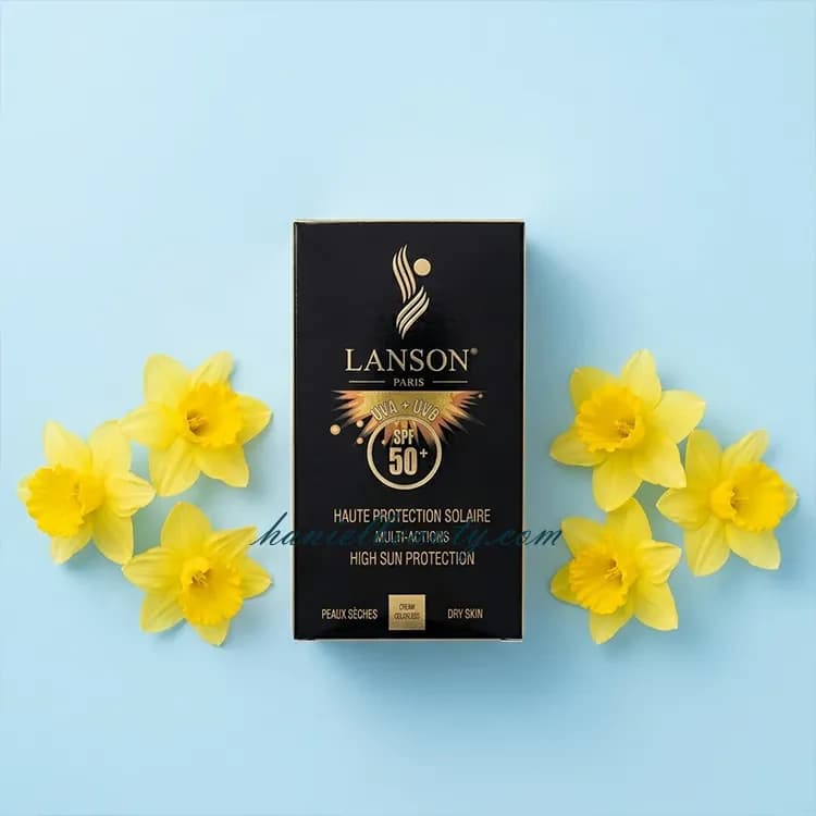 کرم ضد آفتاب SPF 50 چندمنظوره مناسب پوست خشک با خاصیت ضد چروک