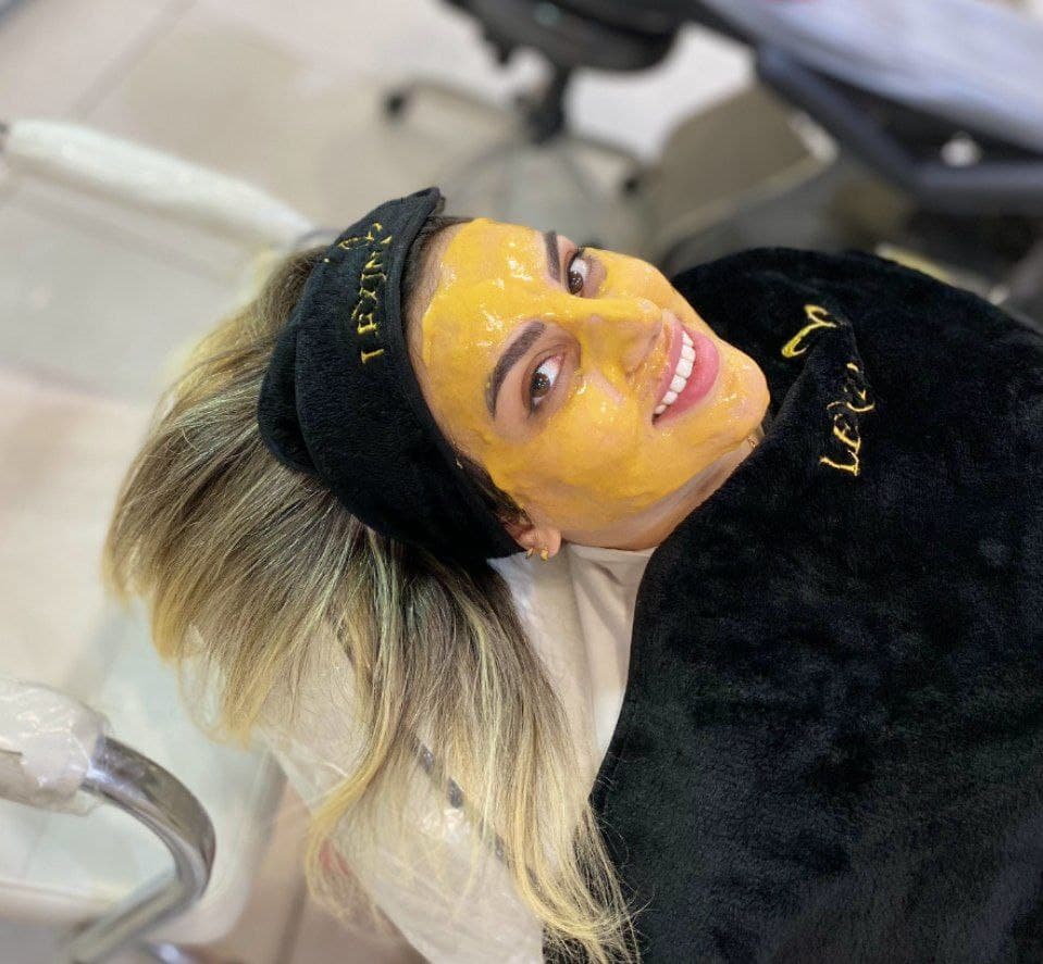 ماسک هیدروژلی طلا 24K برند premier beauty face — تصویر ۶