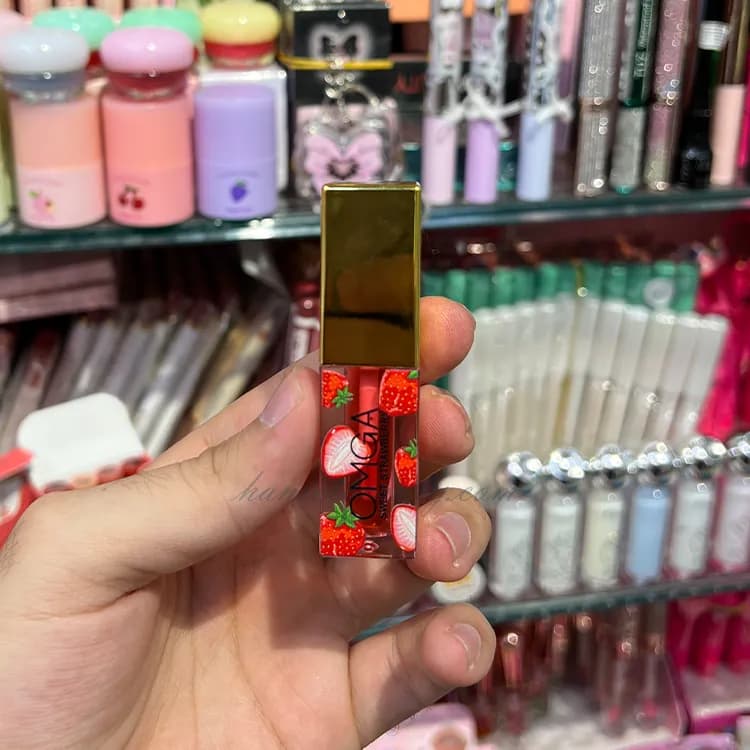برق لب میوه‌ای OMGA مدل Nourishing Lip Tint — تصویر ۶