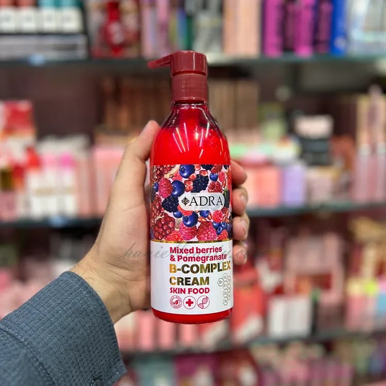 کرم مرطوب‌کننده آدرا B-Complex با عصاره تمشک و انار — تصویر ۴