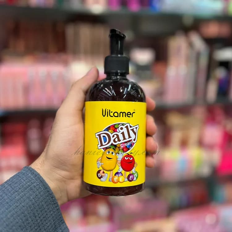کرم مرطوب کننده پمپی ویتامر Daily با جذب سریع — تصویر ۲