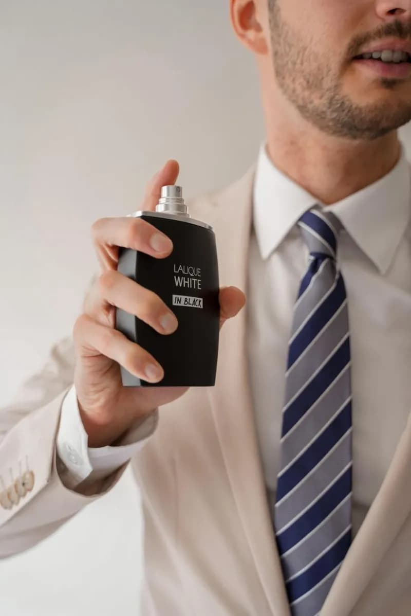 عطر ادکلن لالیک وایت این بلک مردانه اصل — تصویر ۱۲