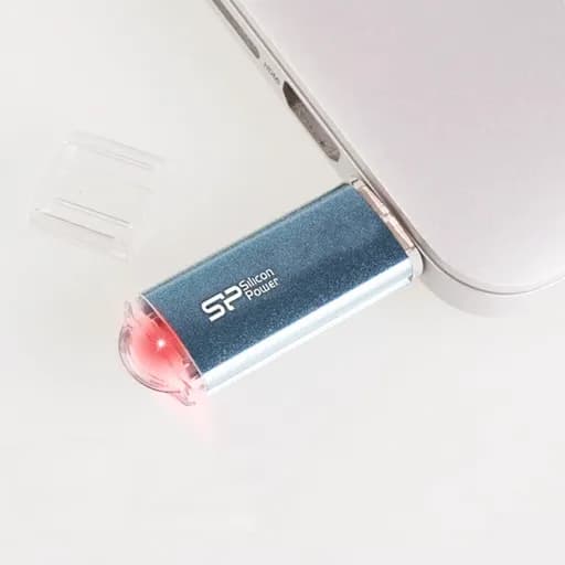 فلش مموری 32 گیگابایت سیلیکون پاور مدل Silicon Power Marvel M01 USB 3.2 با گارانتی 60 ماهه شرکتی — تصویر ۵