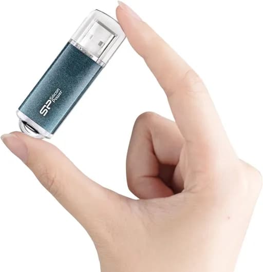 فلش مموری 32 گیگابایت سیلیکون پاور مدل Silicon Power Marvel M01 USB 3.2 با گارانتی 60 ماهه شرکتی — تصویر ۲