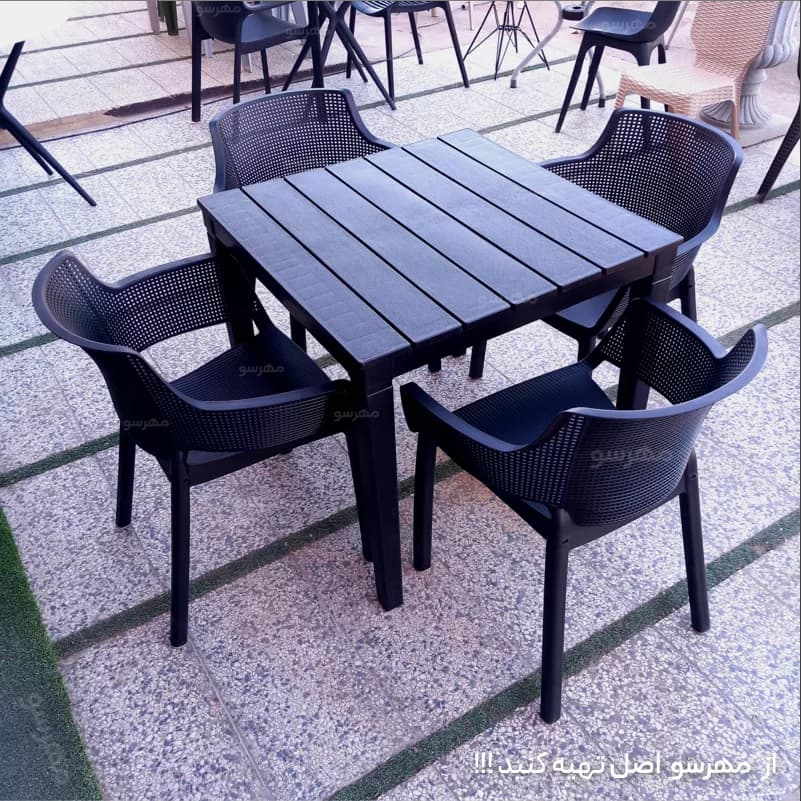 میز و صندلی پلیمری میکس 2