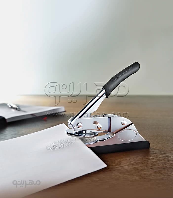 مهر برجسته Colop Embossing Press به همراه جعبه حمل — تصویر ۸