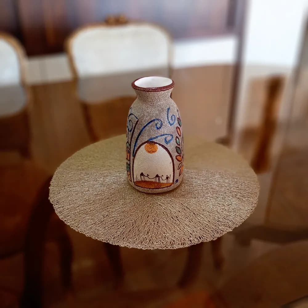 گلدان مهرخ طرح کویر — تصویر ۲
