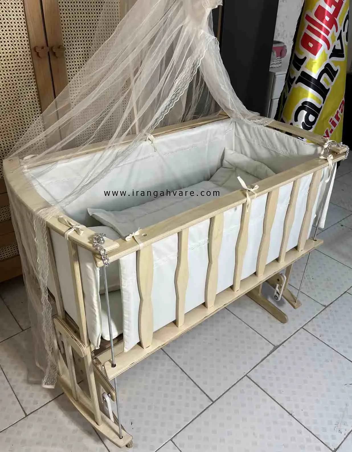 تخت گهواره کنار مادر پلای وود (چوب چندلایه) تاشو — تصویر ۵