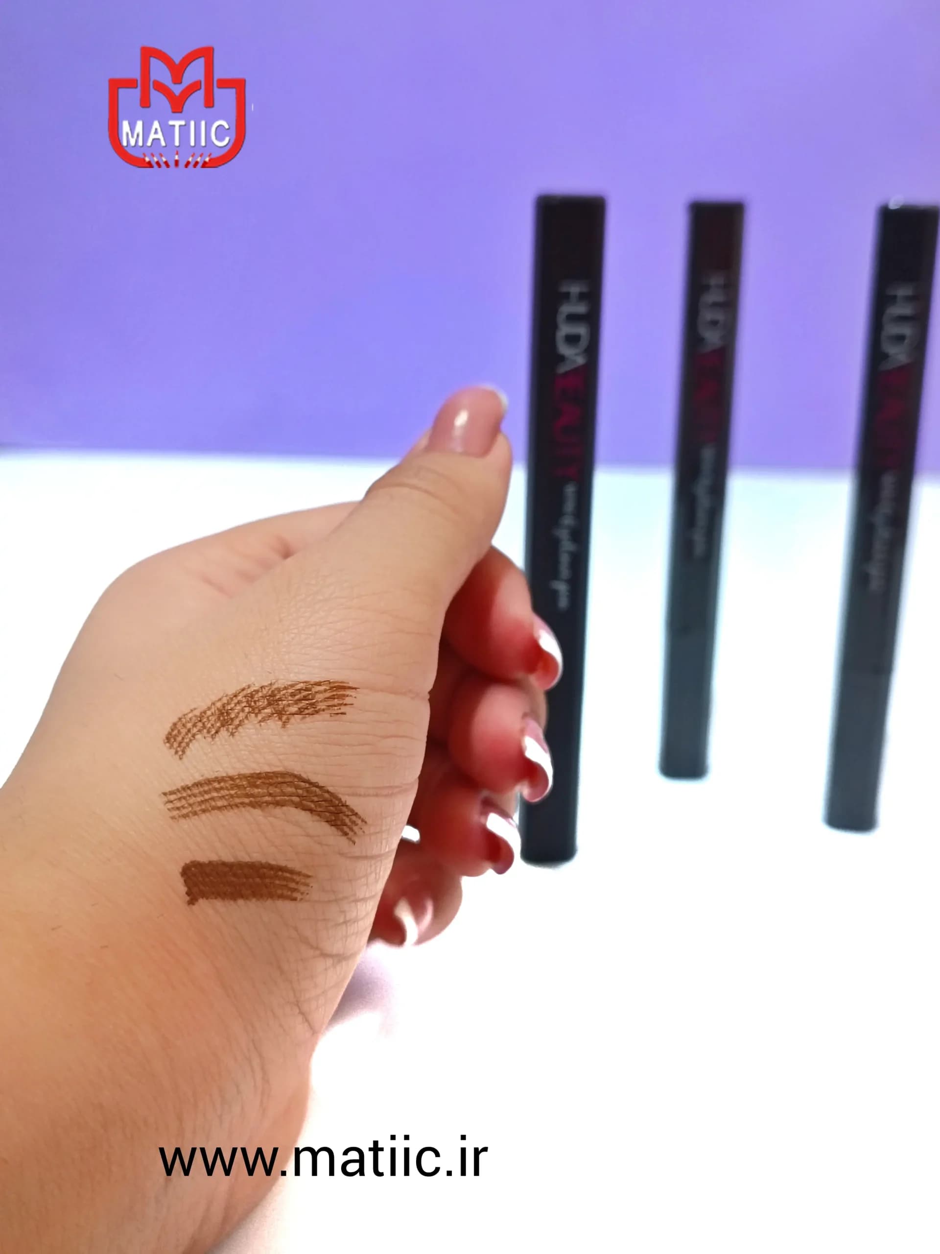 هاشور ابرو هدی بیوتی مدل Mini Eyebrow Pen — تصویر ۶