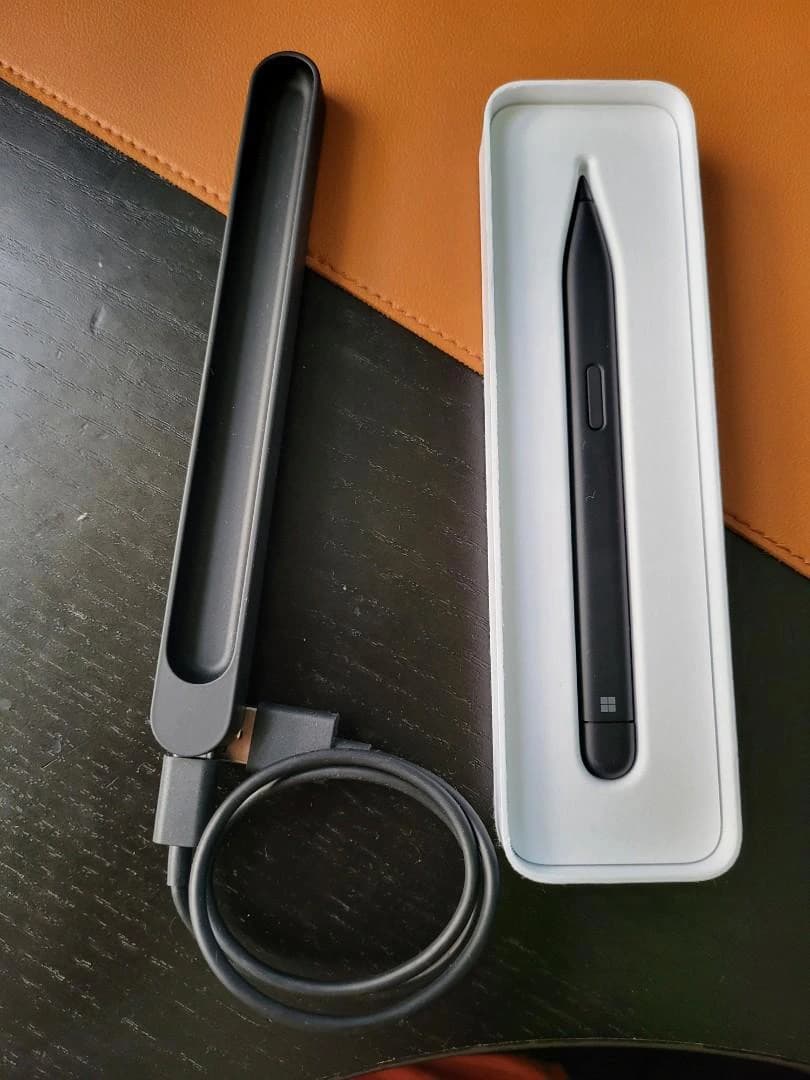 شارژر قلم سرفیس Slim Pen — تصویر ۳