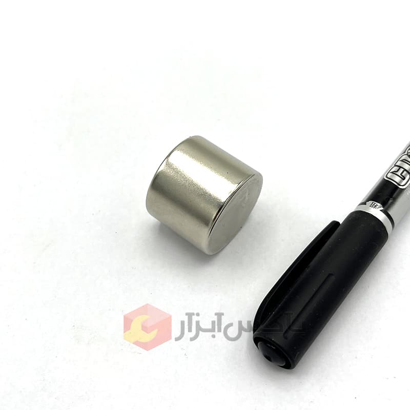 آهنربا نئودیمیوم دیسکی 20×25 میلیمتر گرید 42 — تصویر ۳