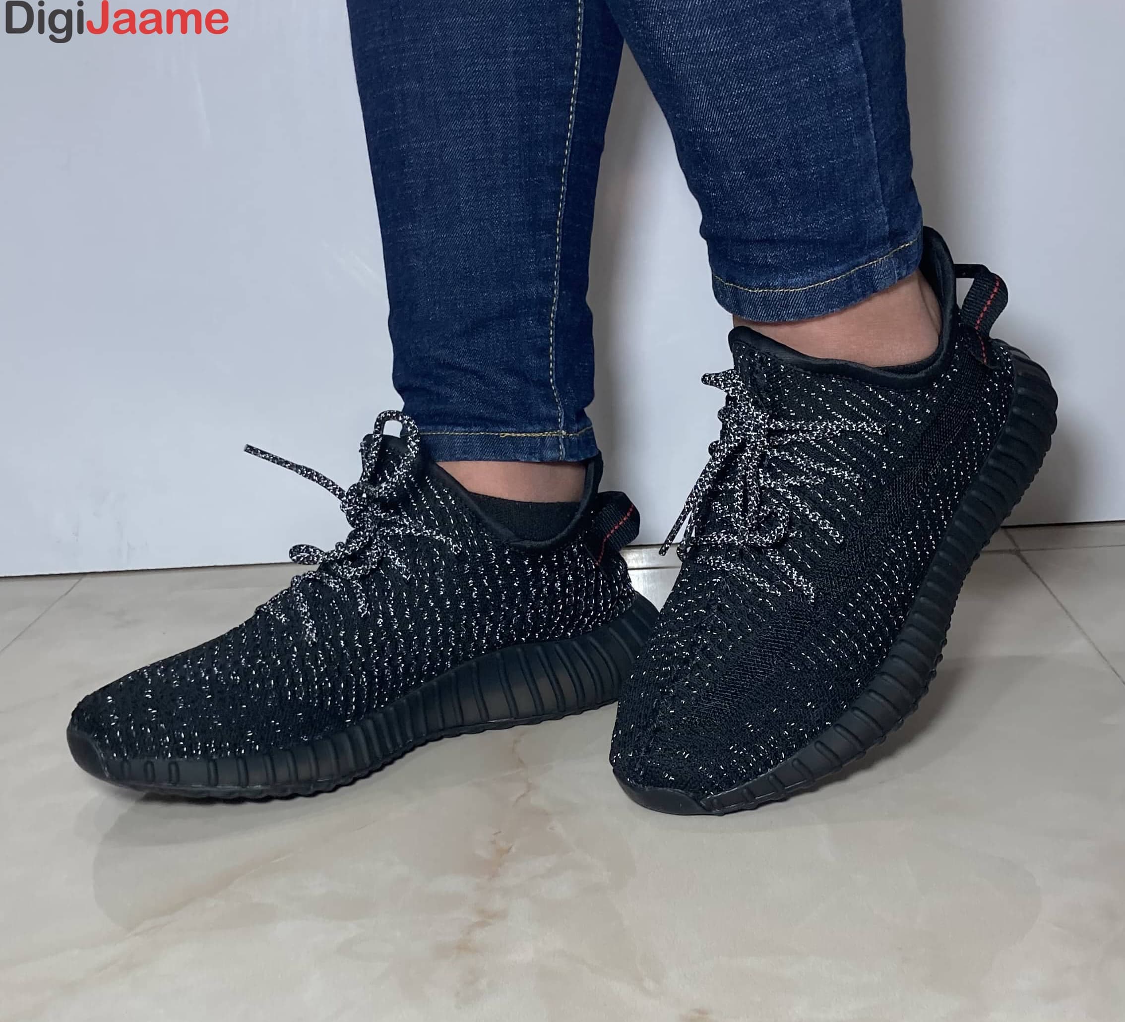 کتونی اسپرت Adidas Yeezy boost 350 – مشکی کد 4020 — تصویر ۶