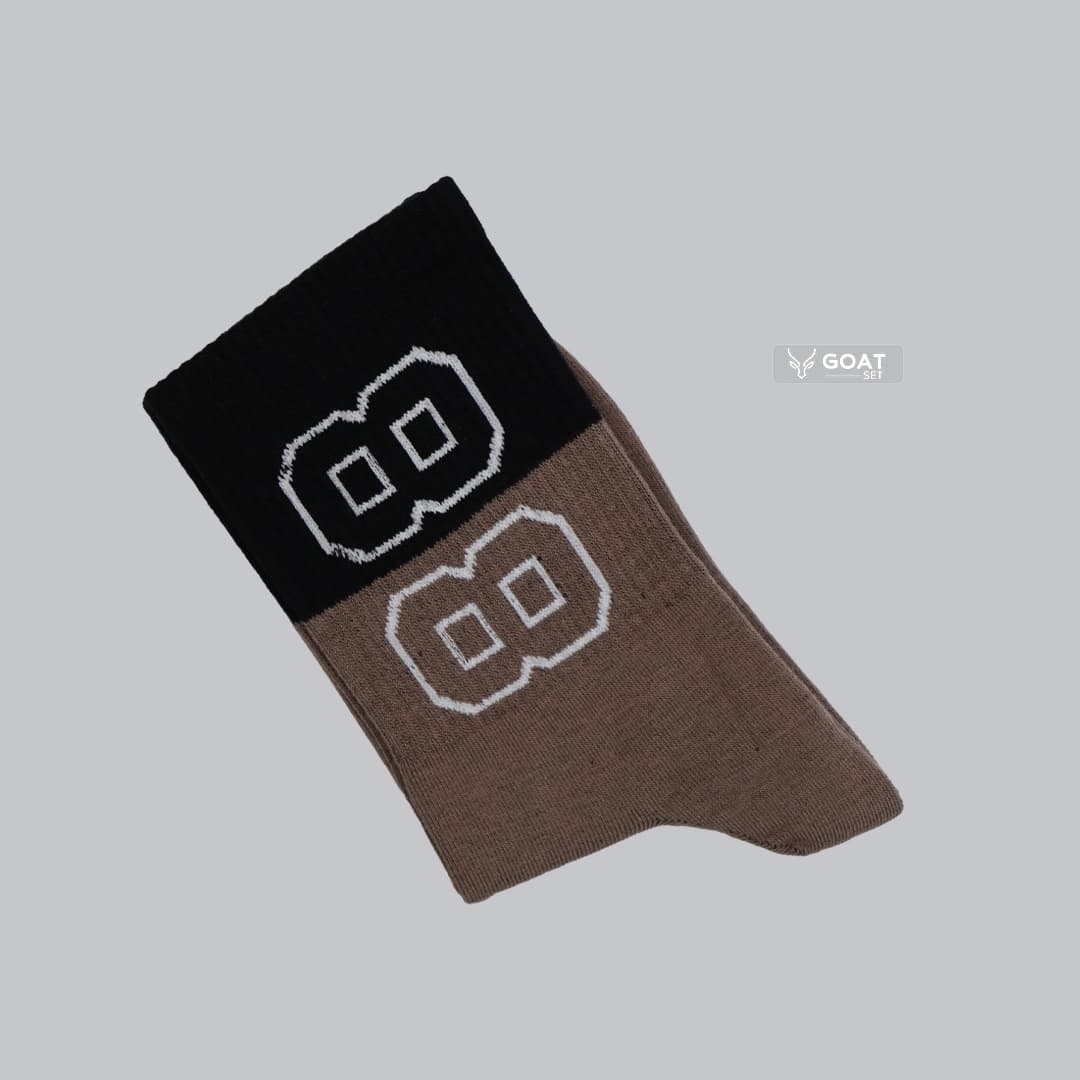 🧦 جوراب ساق بلند اسپرت طرح 88 (قهوه‌ای/مشکی) — تصویر ۳